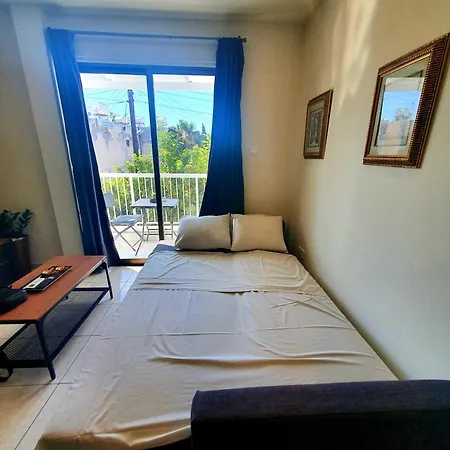 Apartmán Seaside Rustic Flat In Harbour Tourist Area Paphos