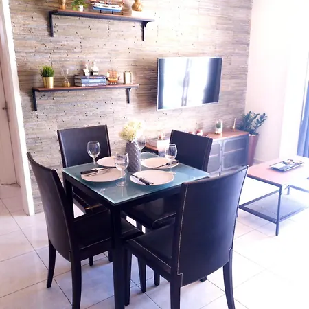 Seaside Rustic Flat In Harbour Tourist Area Paphos