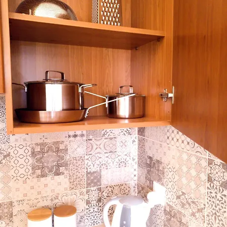 Apartamento Seaside Rustic Flat In Harbour Tourist Area Paphos