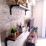 Apartamento Seaside Rustic Flat In Harbour Tourist Area *