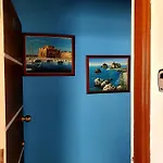 Seaside Rustic Flat In Harbour Tourist Area *